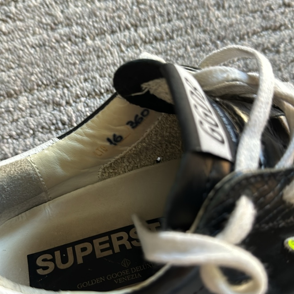 Golden Goose Superstar Sneakers - Picture 5 of 5